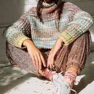 Free people Odyssey Pullover xs mountain combo